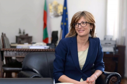 Екатерина Захариева в интервю за радио „Фокус“: България е за по-силна, по-сплотена, по-сигурна Европа